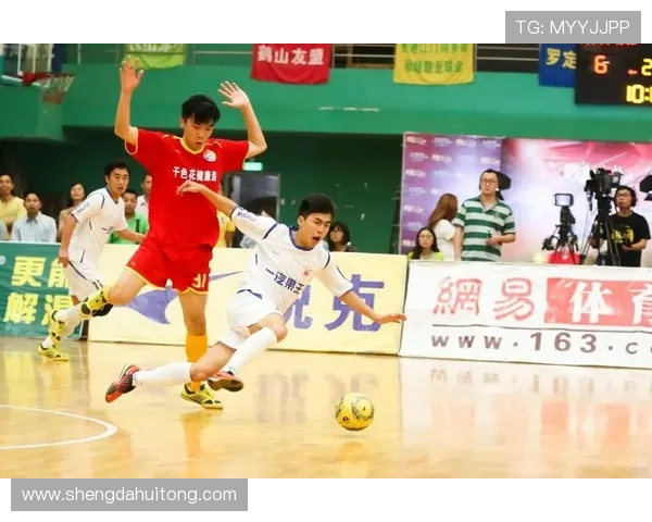 广州羽毛球队快攻战术分析及其在比赛中的成败得失探讨