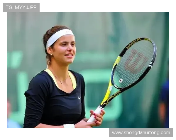 张伟独家分享网球技巧与心得助你提升球技的秘密武器