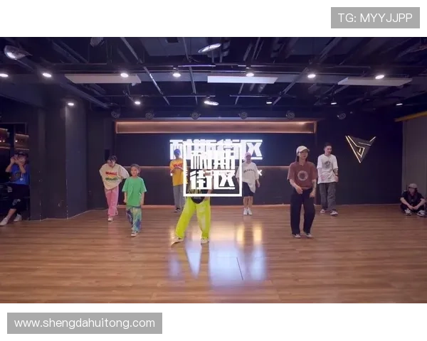 成都街舞队与西安街舞队的精彩对决与力量碰撞全景分析